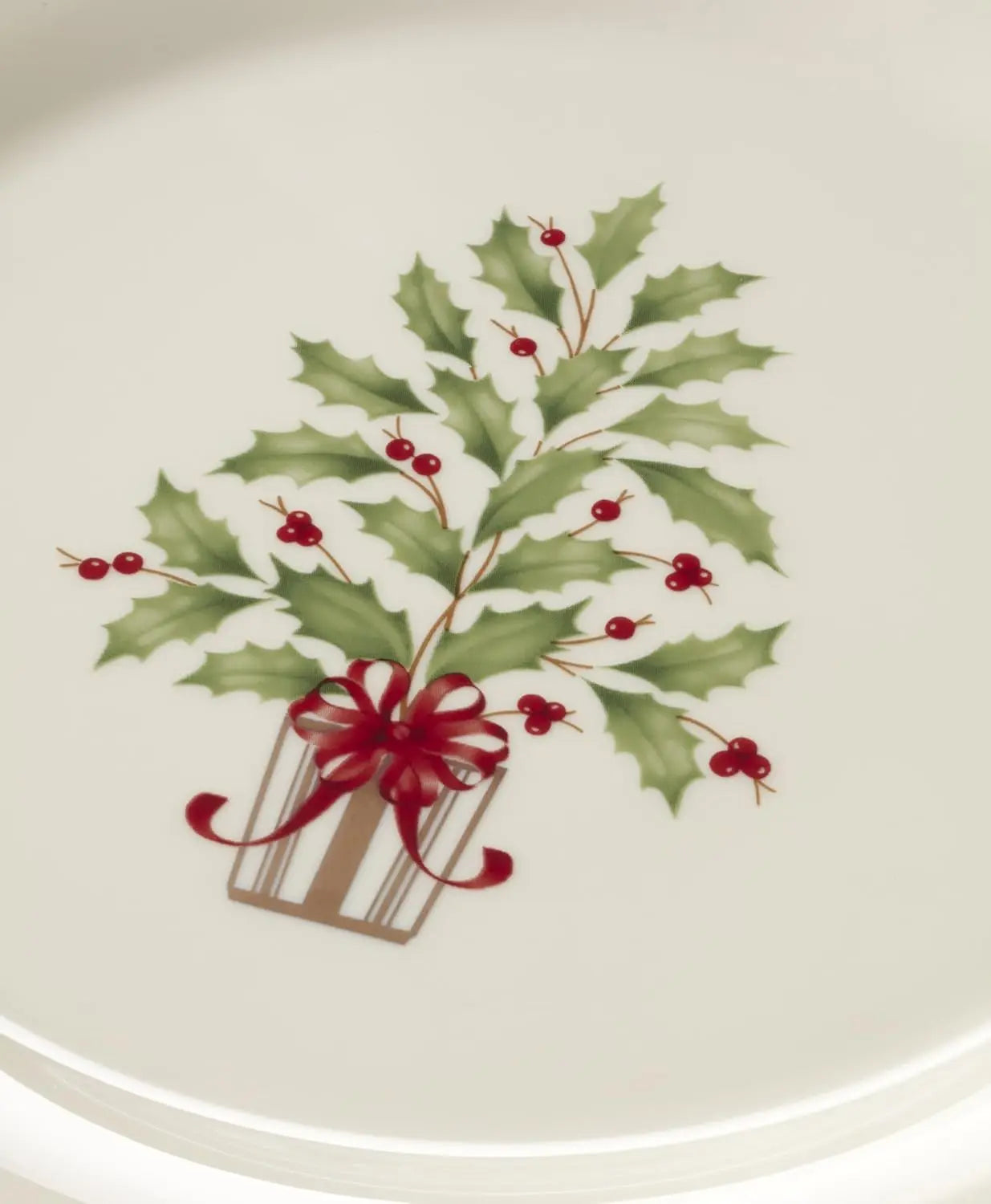 Holiday Tree Accent Plates, Service for 4, Christmas Dishes Dinnerware Set