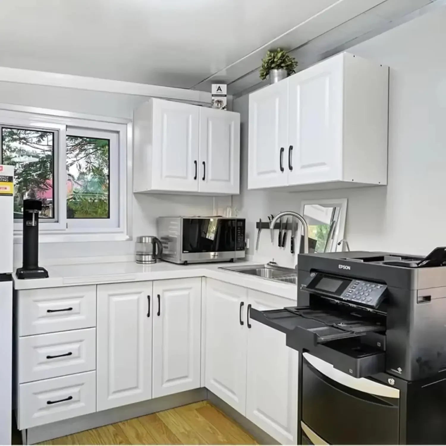 Container House, 2-3 Bedrooms Kitchen & Bath